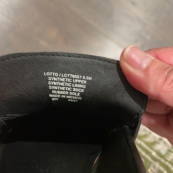 SOLD Steve Madden Loto Loafer - Picture 7 of 7